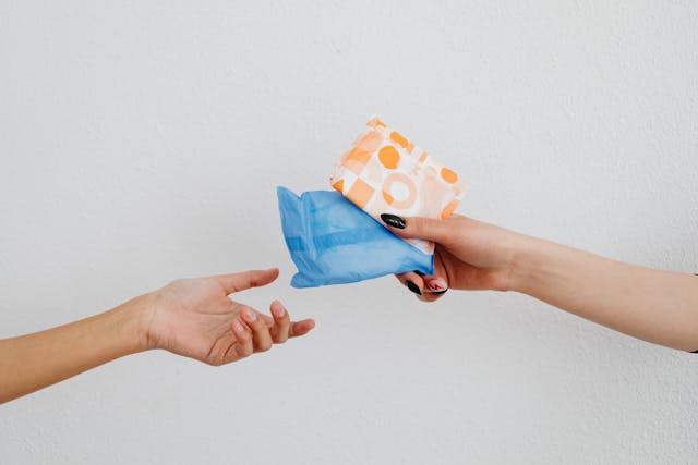 Фото: Photo By: Kaboompics.com: https://www.pexels.com/ru-ru/photo/7282110/